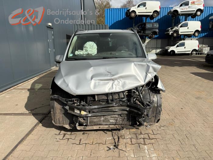 Mercedes Vito Tourer 2.2 116 CDI 16V Skrotfordon (2015, ZILVER)