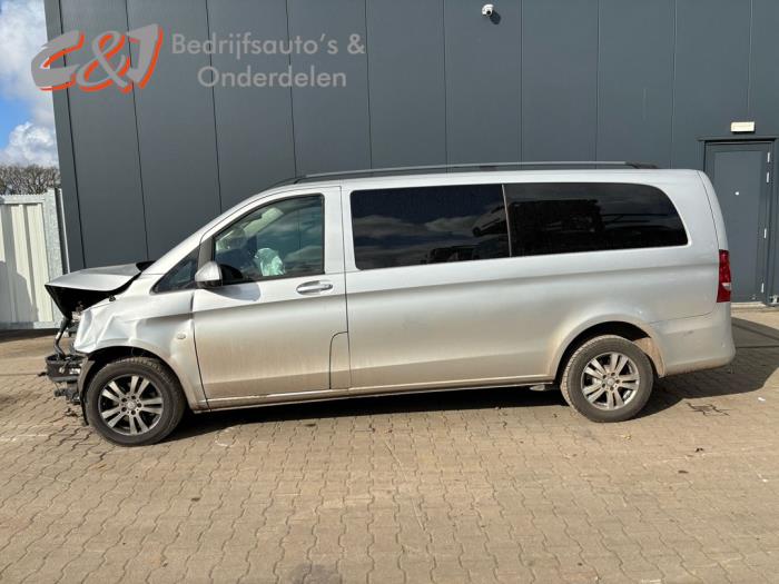 Mercedes Vito Tourer 2.2 116 CDI 16V Skrotfordon (2015, ZILVER)