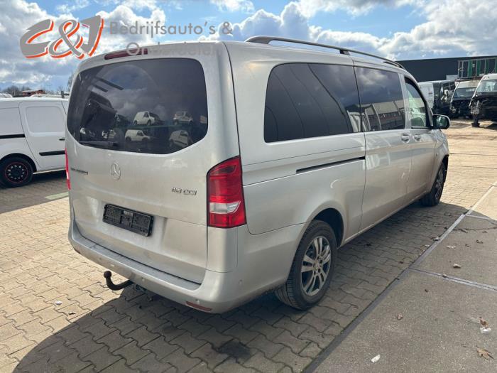 Mercedes Vito Tourer 2.2 116 CDI 16V Skrotfordon (2015, ZILVER)