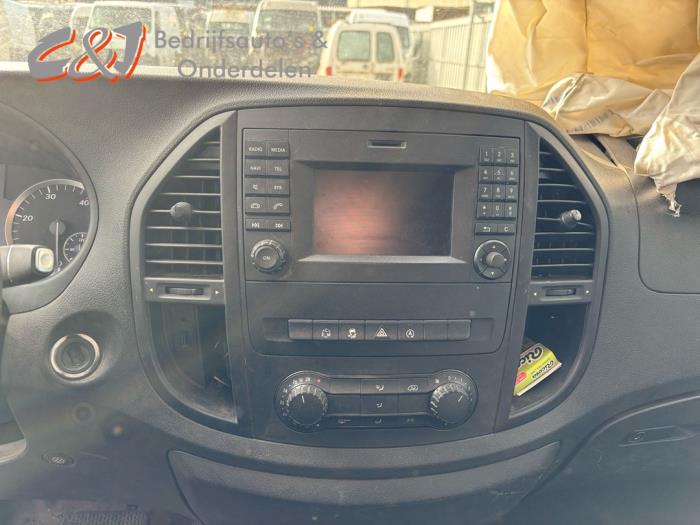 Mercedes Vito Tourer 2.2 116 CDI 16V Skrotfordon (2015, ZILVER)