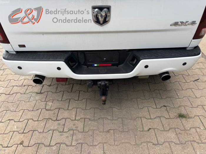 Dodge 1500 Standard Cab 5.7 Hemi V8 4x4 Samochód złomowany (2014, Bialy)