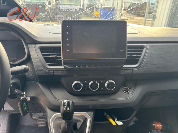 Renault Trafic 2.0 dCi 16V 150 Sloopvoertuig (2024, Zwart)