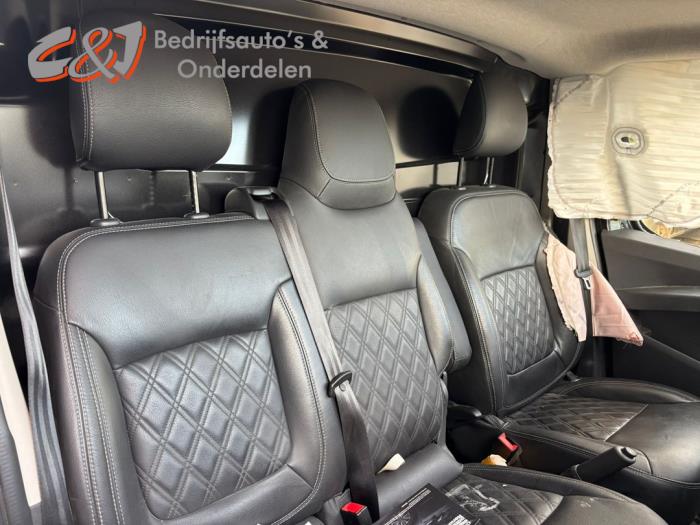 Renault Trafic 2.0 dCi 16V 150 Sloopvoertuig (2024, Zwart)