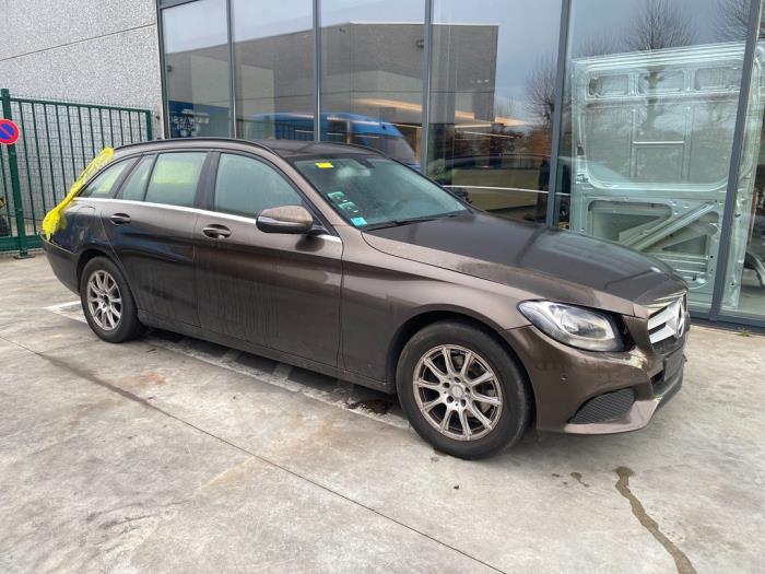 Mercedes C Estate C-180 BlueTEC, C-180 d 1.6 16V Sloopvoertuig (2015, Bruin)