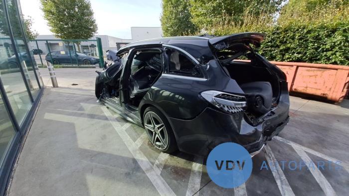 Mercedes C Estate C-200d 2.0 Turbo 16V Sloopvoertuig (2022, Grafiet, Grijs)