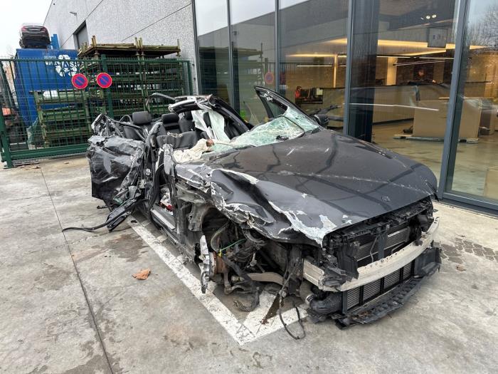 Mercedes E E-350 CDI BlueTEC 3.0 V6 24V 4-Matic Sloopvoertuig (2014, Zwart)