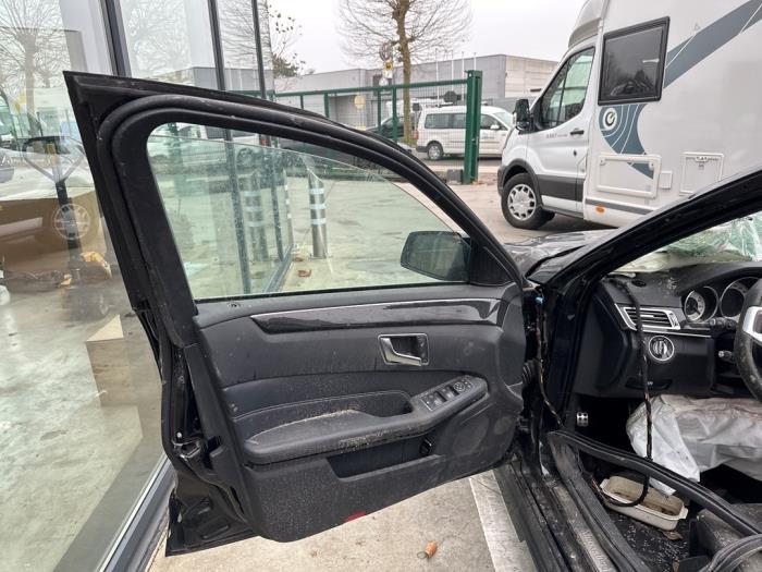 Mercedes E E-350 CDI BlueTEC 3.0 V6 24V 4-Matic Sloopvoertuig (2014, Zwart)