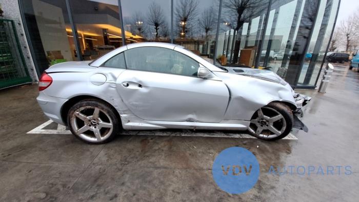 Mercedes SLK 3.5 350 V6 24V Skrotfordon (2005, IRIDIUM ZILVER)