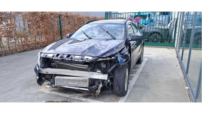 Mercedes GLA 2.2 200 CDI, d 16V Samochód złomowany (2018, Niebieski)