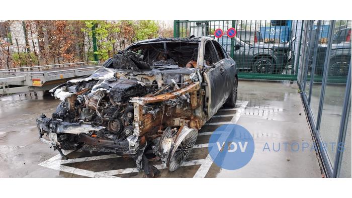 Mercedes C C-180 1.5 EQ Boost Sloopvoertuig (2022, Grijs)