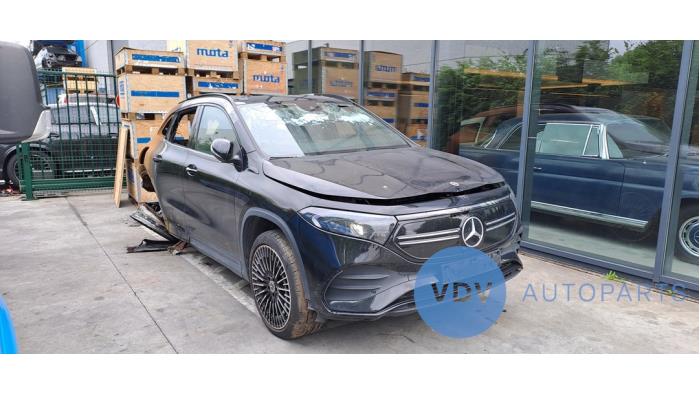 Mercedes EQA 250 67 kWh Sloopvoertuig (2021, Zwart)