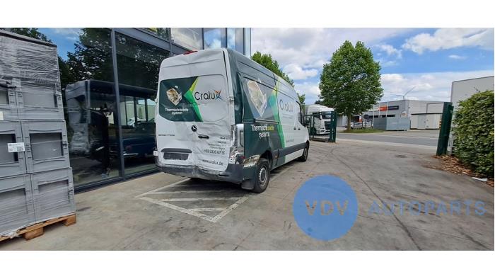 Mercedes Sprinter 4t 414 CDI 2.1 D 4x4 Skrotfordon (2019, POOL WIT)