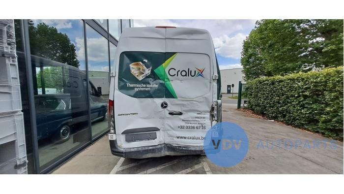 Mercedes Sprinter 4t 414 CDI 2.1 D 4x4 Skrotfordon (2019, POOL WIT)