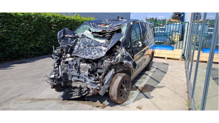 Mercedes Vito 2.0 110 CDI 16V Samochód złomowany (2022, Czarny)