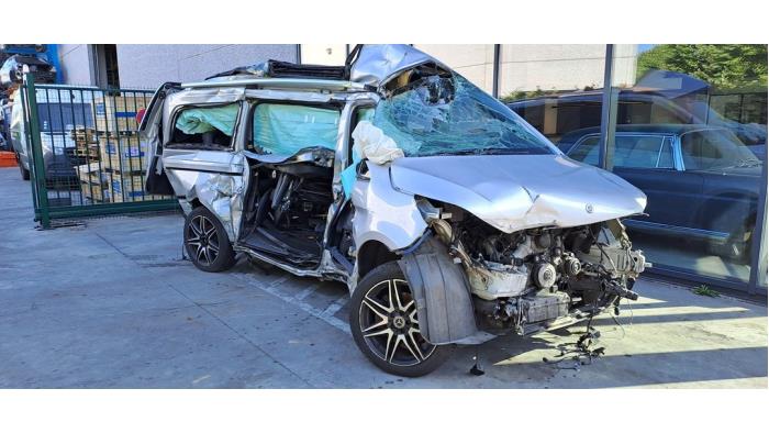 Mercedes Vito 2.2 116 CDI 16V 4x4 Sloopvoertuig (2018, Zilver)