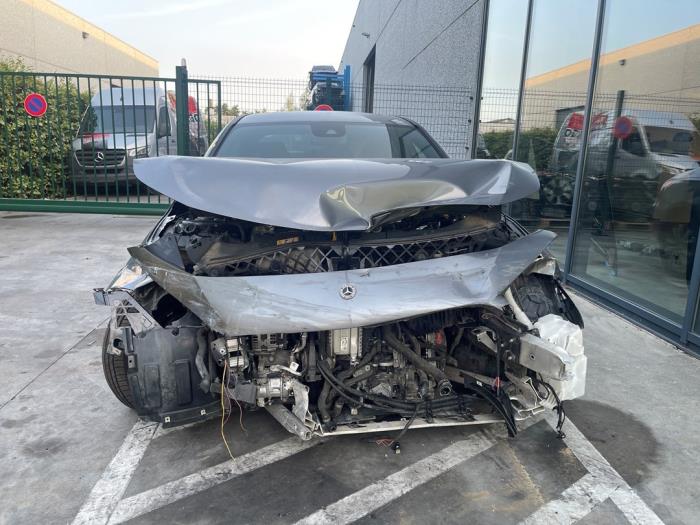 Mercedes A Limousine 1.5 A-180d Skrotfordon (2020, BERG GRIJS)