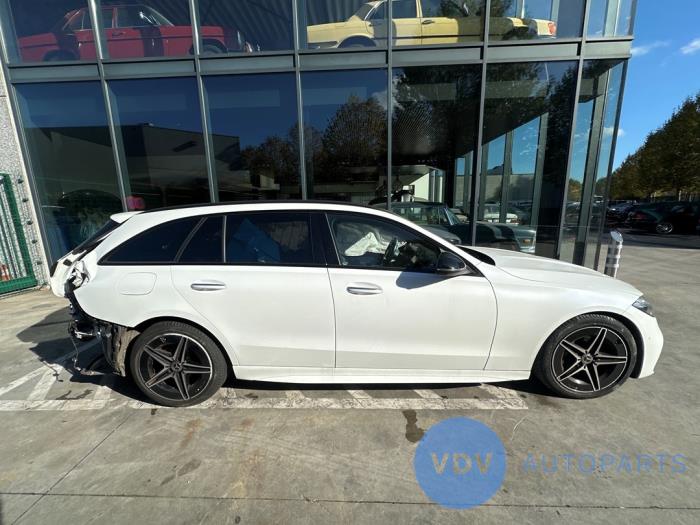 Mercedes C Estate C-180 1.5 EQ Boost Sloopvoertuig (2022, Wit)