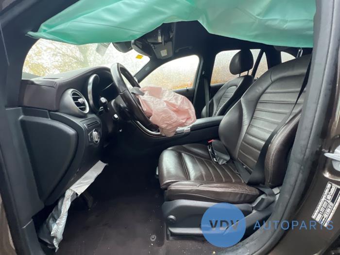 Mercedes GLC 2.2 220d 16V BlueTEC 4-Matic Sloopvoertuig (2016, Bruin)