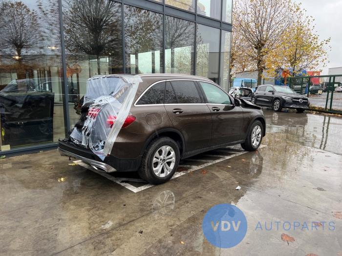Mercedes GLC 2.2 220d 16V BlueTEC 4-Matic Sloopvoertuig (2016, Bruin)