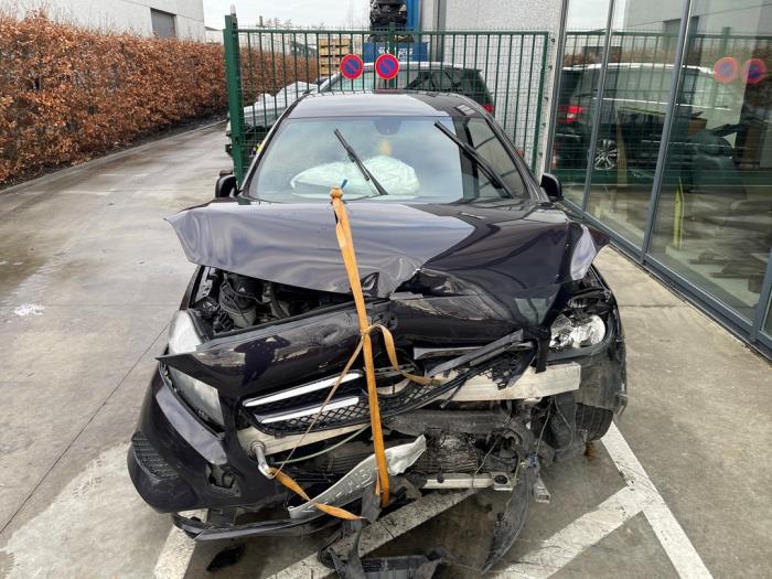 Mercedes A 1.8 A-180 CDI 16V Autom. Skrotfordon (2013, NOORDERLICHTVIOLET)