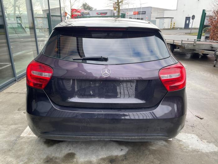 Mercedes A 1.8 A-180 CDI 16V Autom. Skrotfordon (2013, NOORDERLICHTVIOLET)
