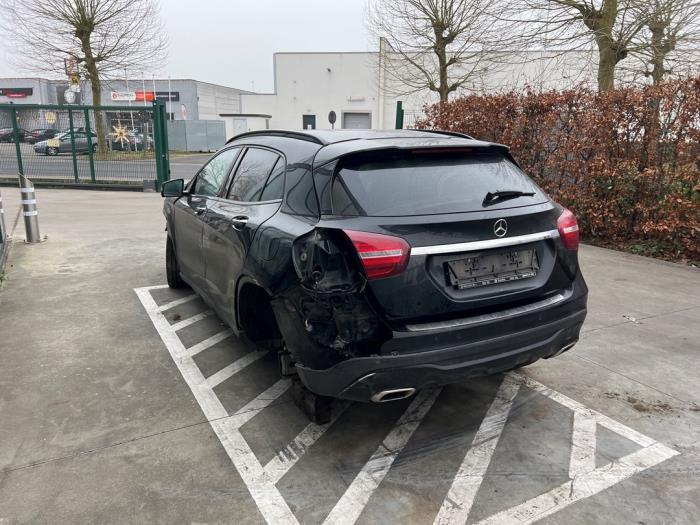 Mercedes GLA 2.2 200 CDI, d 16V Skrotfordon (2019, NACHT ZWART)