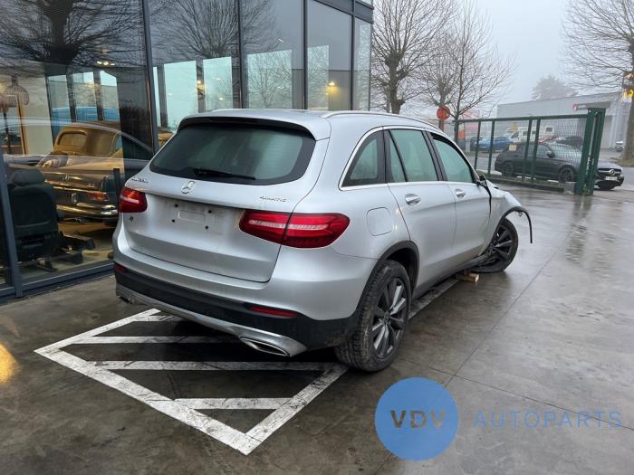 Mercedes GLC 2.2 220d 16V BlueTEC 4-Matic Skrotfordon (2017, IRIDIUM ZILVER)