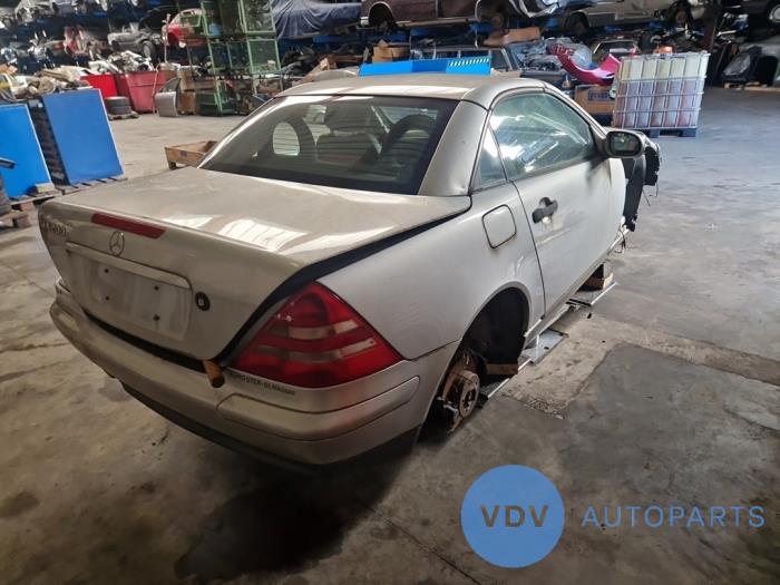 Mercedes SLK 2.0 200 16V Skrotfordon (1996, 744)