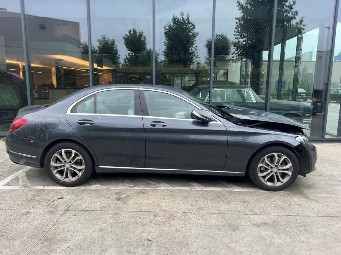 Mercedes C C-200 2.0 CGI 16V Skrotfordon (2014, GRIJS)
