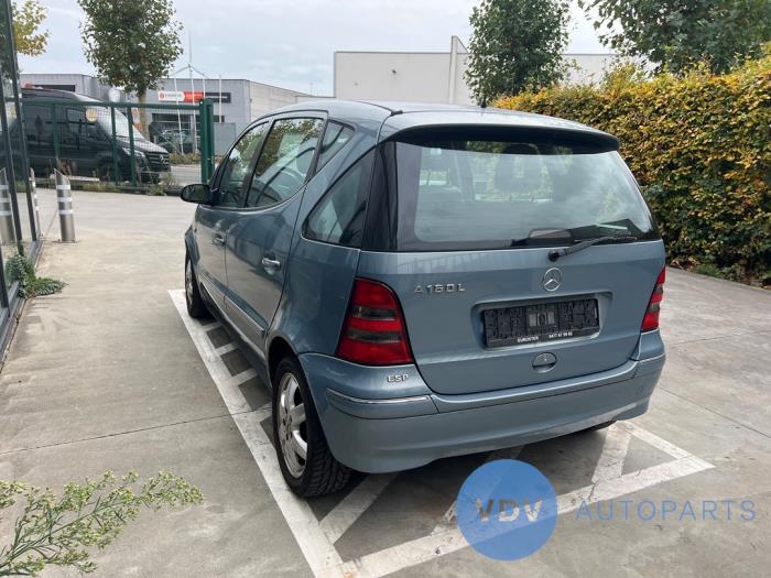 Mercedes A 1.6 A-160 Skrotfordon (2002, BLAUW)
