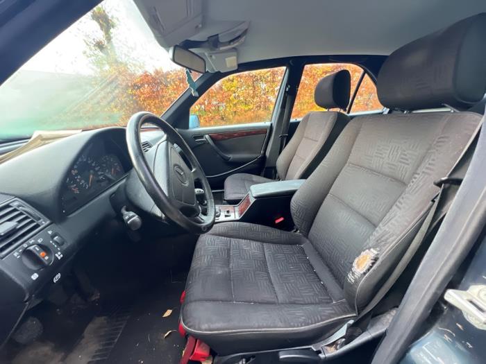 Mercedes C 1.8 C-180 16V Skrotfordon (1997, SMARAGD ZWART)