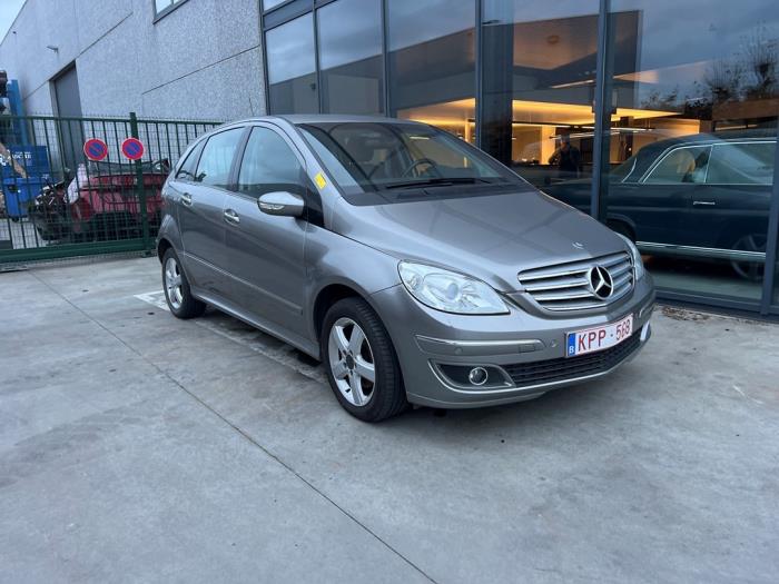 Mercedes B 2.0 B-180 CDI 16V Sloopvoertuig (2006, Grijs)