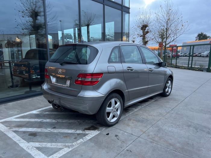 Mercedes B 2.0 B-180 CDI 16V Sloopvoertuig (2006, Grijs)