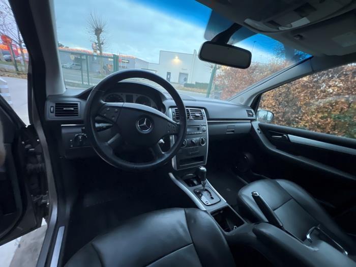 Mercedes B 2.0 B-180 CDI 16V Sloopvoertuig (2006, Grijs)