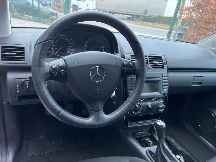 Mercedes A 2.0 A-180 CDI 16V Sloopvoertuig (2010, Zwart)