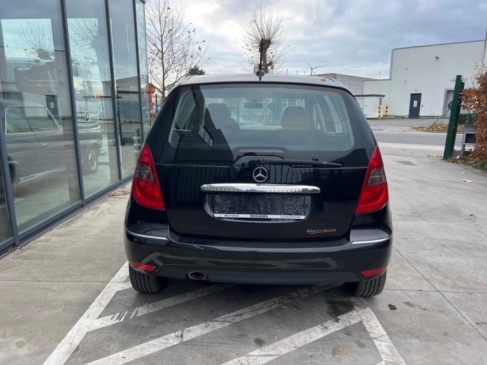Mercedes A 2.0 A-180 CDI 16V Sloopvoertuig (2010, Zwart)