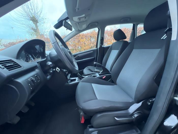 Mercedes A 2.0 A-180 CDI 16V Sloopvoertuig (2010, Zwart)