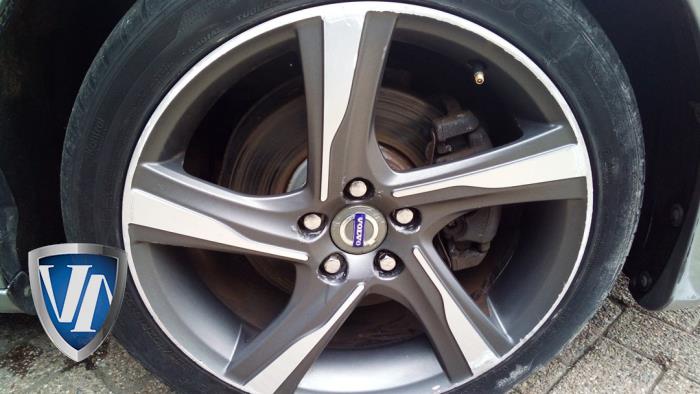 Volvo V60 I 1.6 DRIVe Sloopvoertuig (2011, Metallic, Grijs)