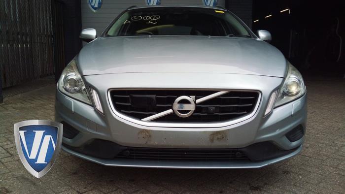 Volvo V60 I 1.6 DRIVe Sloopvoertuig (2011, Metallic, Grijs)