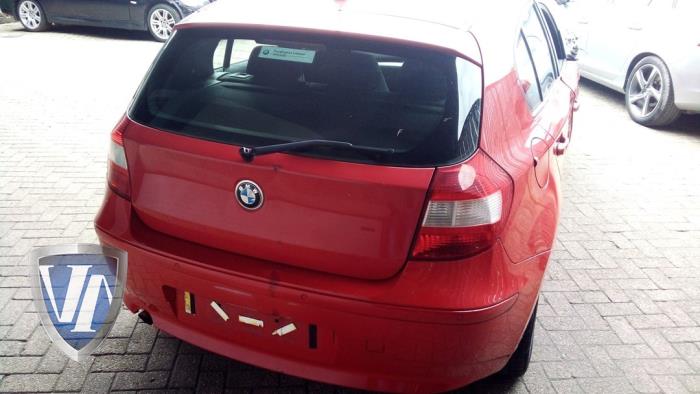 BMW 1 serie 116i 1.6 16V Sloopvoertuig (2005, Rood)