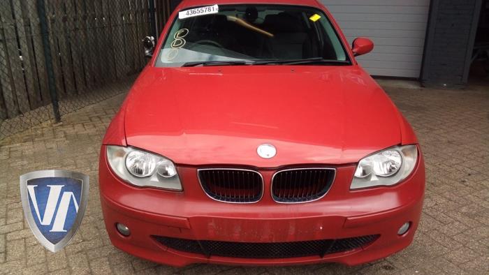 BMW 1 serie 116i 1.6 16V Sloopvoertuig (2005, Rood)