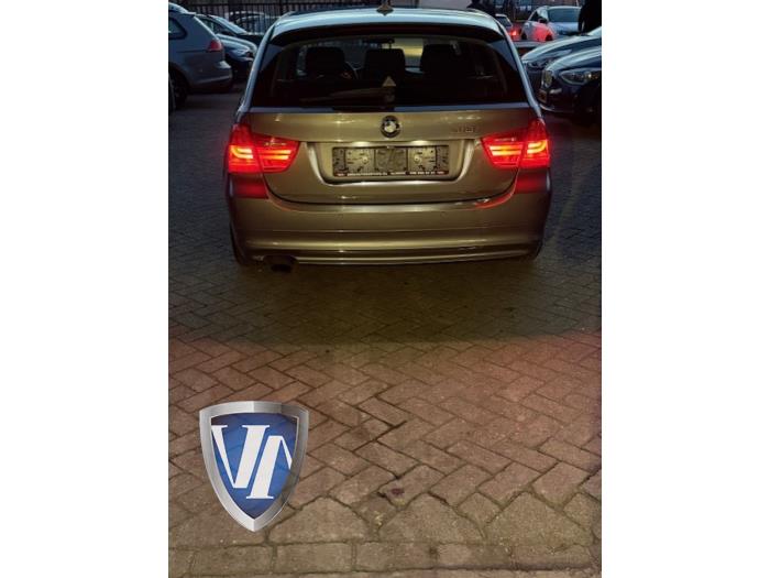 BMW 3-Serie Sloopvoertuig (2009, Metallic, Zilvergrijs)