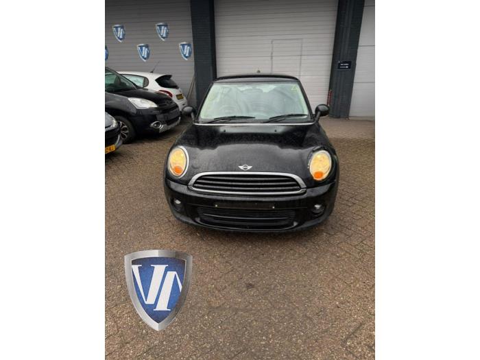 Mini Mini 1.6 16V One Sloopvoertuig (2010, Metallic, Zwart)