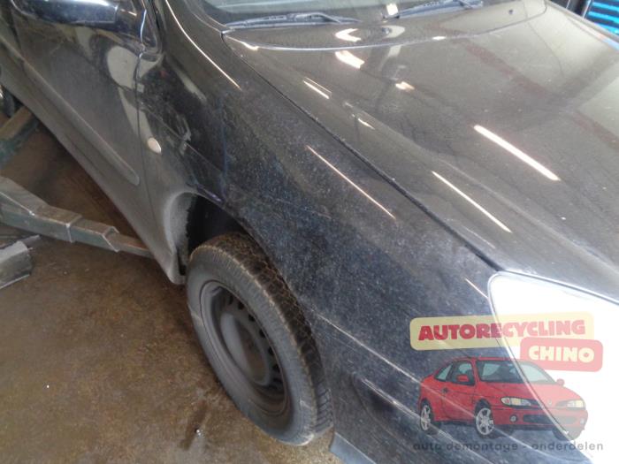 Citroen C5 I Berline 2.0 16V Skrotfordon (2003, ZWART)