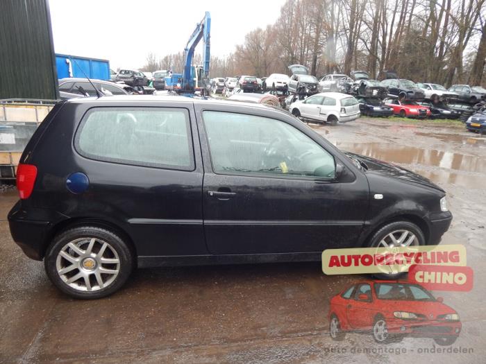 Volkswagen Polo III 1.4 16V 75 Sloopvoertuig (2001, Zwart)