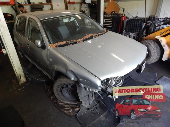 Volkswagen Golf IV 1.6 16V Sloopvoertuig (2002, Grijs)