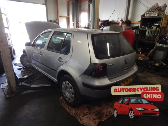 Volkswagen Golf IV 1.6 16V Sloopvoertuig (2002, Grijs)