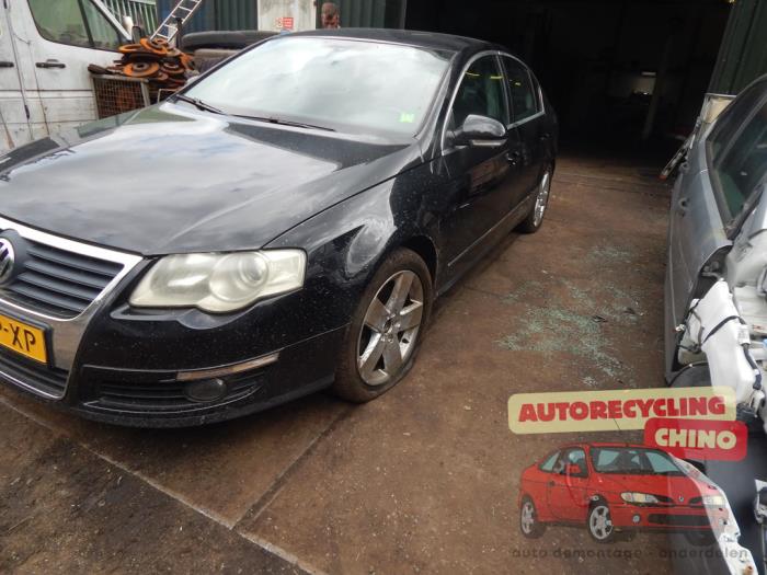 Volkswagen Passat 2.0 FSI 16V Sloopvoertuig (2005, Zwart)