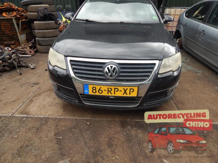 Volkswagen Passat 2.0 FSI 16V Sloopvoertuig (2005, Zwart)