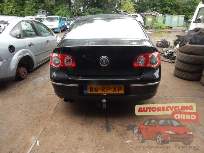 Volkswagen Passat 2.0 FSI 16V Sloopvoertuig (2005, Zwart)